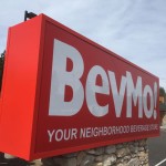 BevMo's sign lacks a mountain feel. Photo/LTN