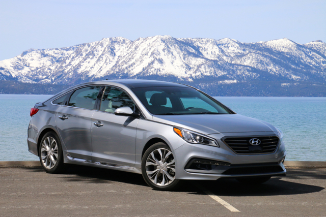 The Sonata 2.0T Sport/Limited fires on all cylinders and then some. Photos/Larry Weitzman