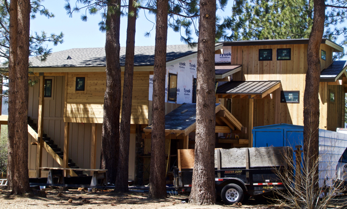 S. Lake Tahoe on cusp of limiting vacation rentals